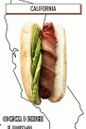 hot dog sa kobasicom i s avokadom umotana slaninom