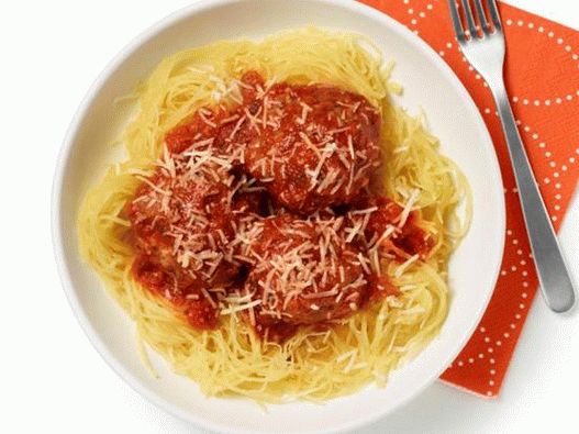 Br. 15: bundeva sa špagetama sa mesnim okruglicama