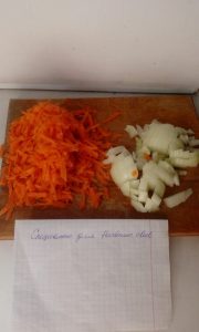 Borsch na pilećim zalihama