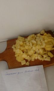 Borsch na pilećim zalihama