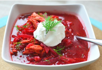 Borsch sa piletinom i pasuljem