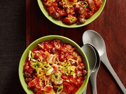 Fotografija Čilea Con Carne s pivom