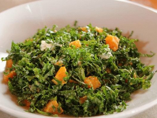 Fotografija kale-citrusne salate