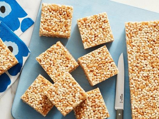 Foto desert od ukiseljenog pirinča i prosa