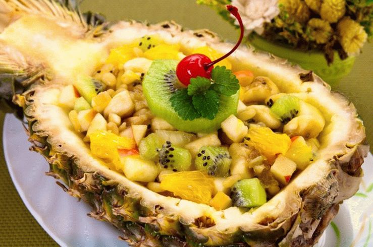 Voćna salata od ananasa