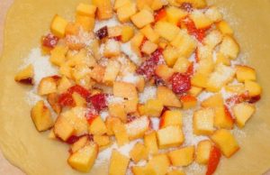 Galeta s nektarinama