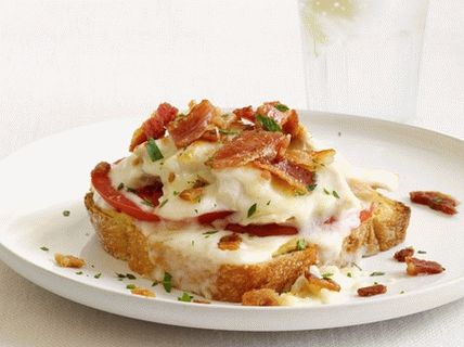 Foto sendviči s toplim piletinom