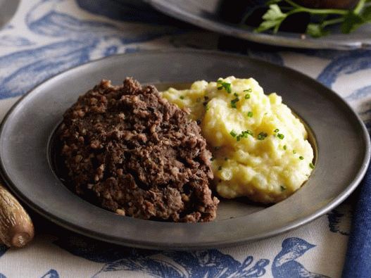 Foto vrući mesni puding