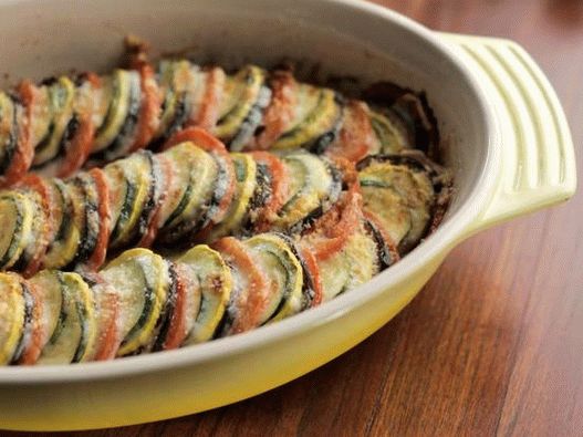 Fotografija Gratina iz ljetnog povrća