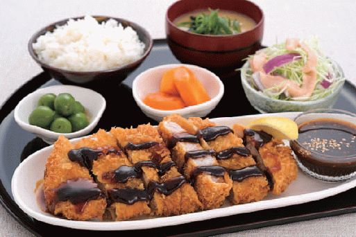 Foto Katsudon (prženi rezanci svinjetina s rižom)