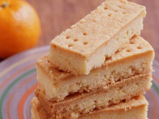 Foto klasični kratki pecivi s citrusnom notom