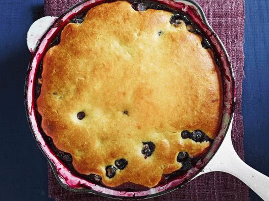 Foto kaldrma s borovnicama u tavi