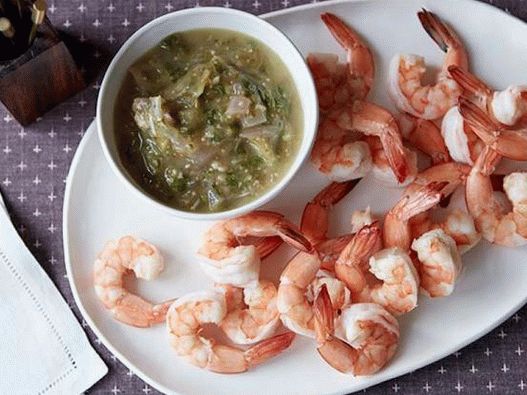 Foto koktel od škampa sa fizalisom i hrenovim umakom