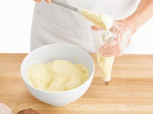 Crockembusch - torta od profiterole