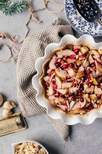 Fotografija Crostata s kruškama i brusnicama
