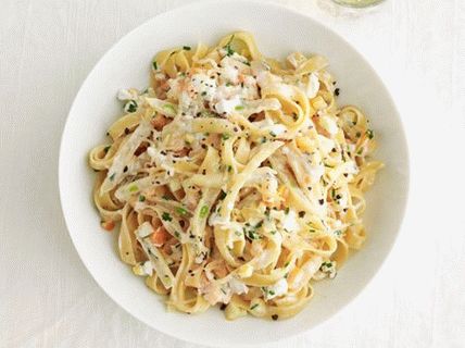 Foto fettuccine rezanci s ljetnim povrćem i kozjim sirom