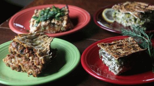 Fotografija janjetine lazanje i Matzo tortilje