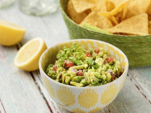 Fotografija posuđa - umak