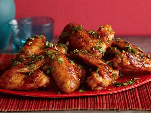 Fotografija jela - Pileća krila pečena u glazuri od šljive