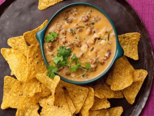 Fotografija jela - Keso fundido sa chorizo   kobasicom