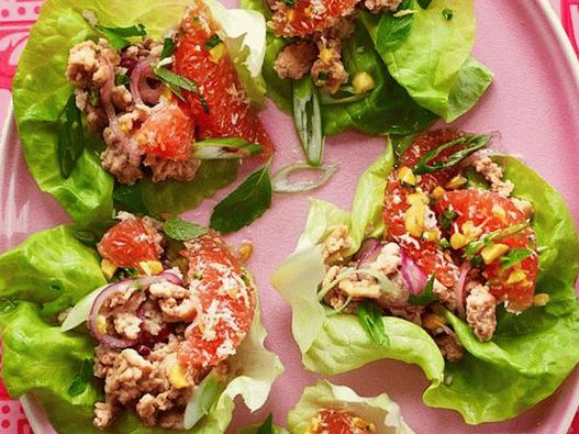 Fotografija posuđa - oblozi sa svinjskom i grejpfrutom salsa