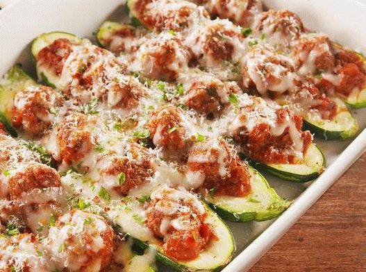 Foto brodovi tikvice napunjeni Turskom