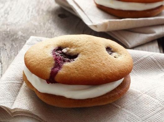 Foto jela - biskvitni biskvit od borovnica-limuna