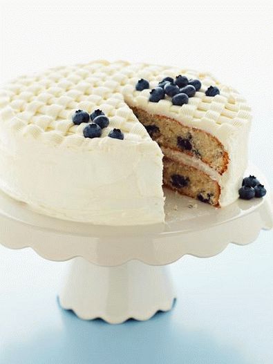 Pleteni kolač od borovnice, glazirano