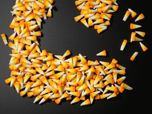 Fotografija posuđa - Kukuruzni bomboni za Noć vještica