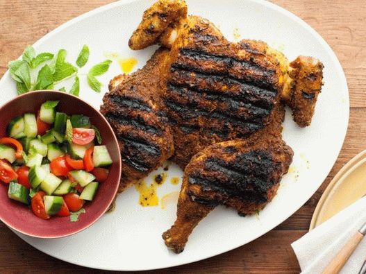 Piletina na žaru sa curryjem Piletina na žaru sa curryjem