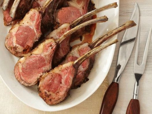 Stalak od janjetine s ruzmarinom