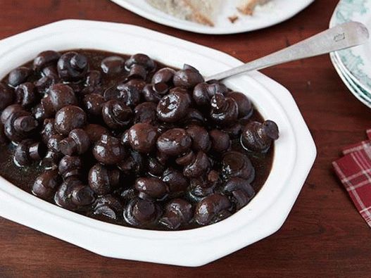 Šampinjoni u burgundskom vinu