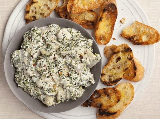 Topli umak sa špinatom i artičokama