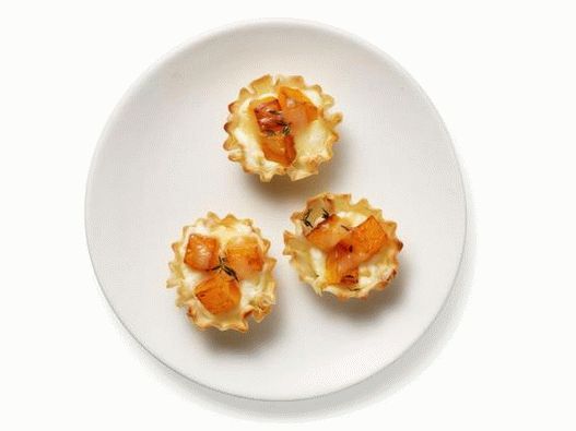 Filo košare za pecivo sa sirom i punjenjem od bundeve