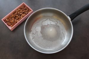 Karamelni bademi