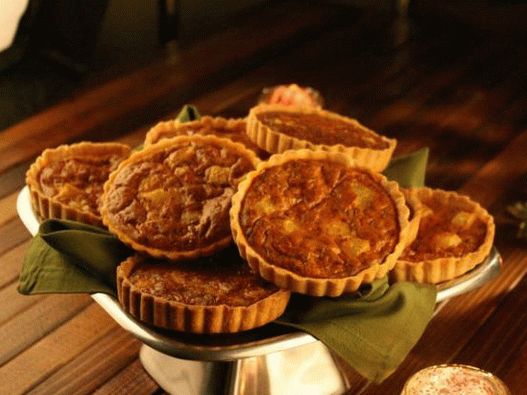Foto mini-quiche sa mljevenim mesom
