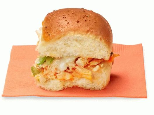 Foto mini sendviči s piletinom od bivola