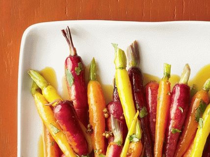 Foto mrkva pirjana sa korijanderom