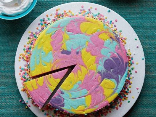 Foto mramorni čizkejk u stilu tajlandskog end-daija