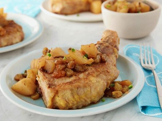 Fotografija jela - Prirodna kotleta pržena u tijestu sa krušnim preljevom