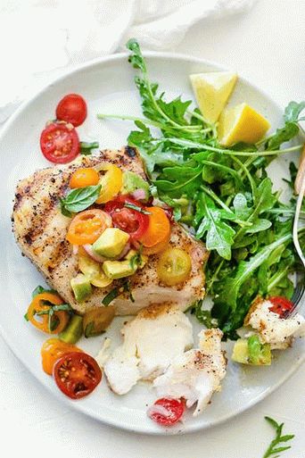 Foto šargarepa u marinadi od belog luka s religijom rajčice