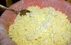 Uskrs napravljen od mleka