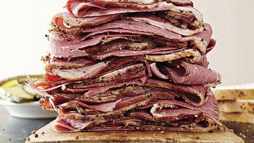 Fotografija govedine pastrami kod kuće