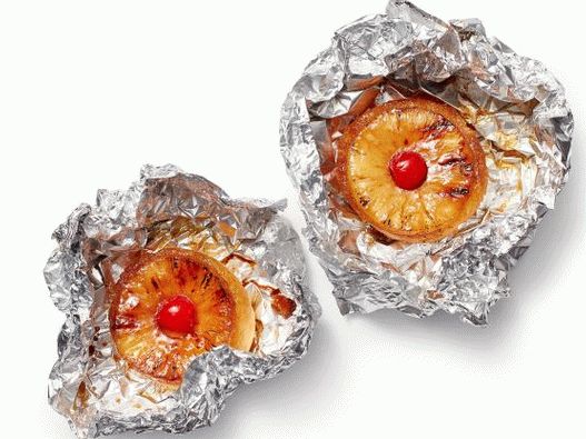 Fotografija Changeling torte sa ananasom u foliji