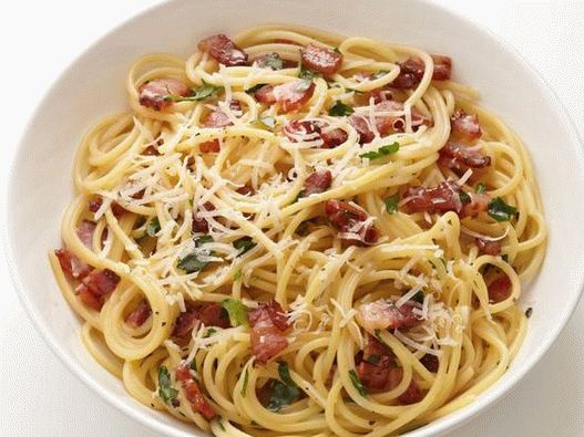 Karbonara od špageta sa slaninom