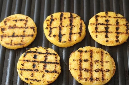 Polenta na roštilju