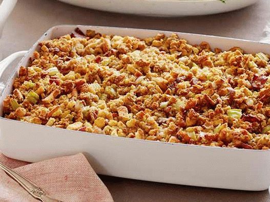 Foto svečana kukuruzna kasika punjena za punjenje peradi