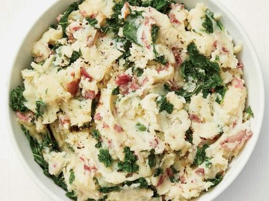 Sjeckani krumpir sa karfiolom kelj