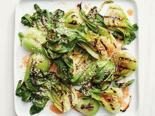 Fotografija - Bok choy sa sezamovim semenkama na žaru