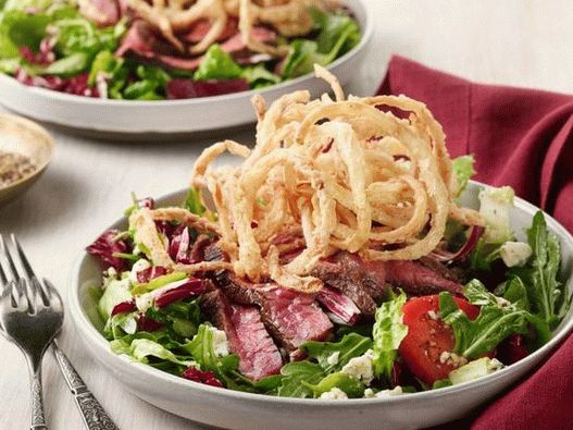Velika salata sa odreskom